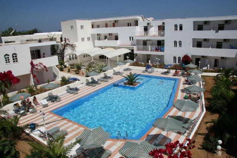 Maravel Land Hotel Rethymno  Exterior photo